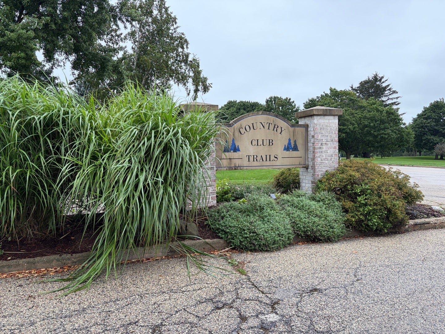 809 Tuckaway Court