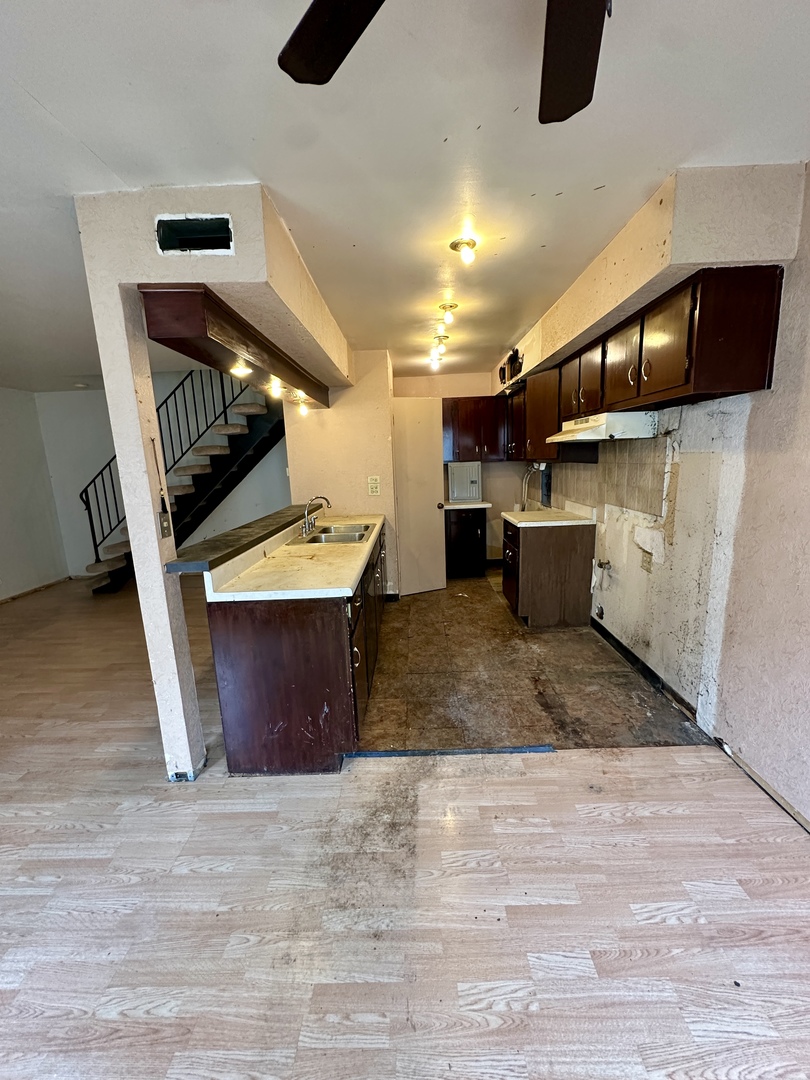 1335 Cove Drive 205C