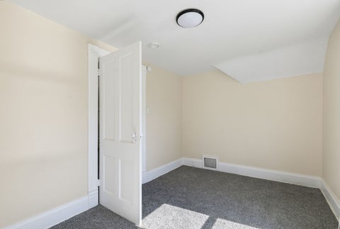 Tiny photo for 1312 Esplanade Avenue, Davenport, IA 52803 (MLS # 12769112)