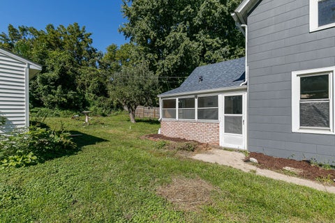 Tiny photo for 1312 Esplanade Avenue, Davenport, IA 52803 (MLS # 12769112)