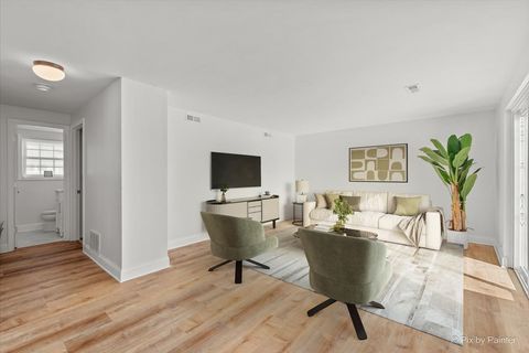 Tiny photo for 1309 Radcliffe Lane, Schaumburg, IL 60193 (MLS # 12550463)