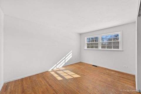 Tiny photo for 1309 Radcliffe Lane, Schaumburg, IL 60193 (MLS # 12550463)