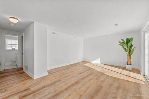 Tiny photo for 1309 Radcliffe Lane, Schaumburg, IL 60193 (MLS # 12550463)