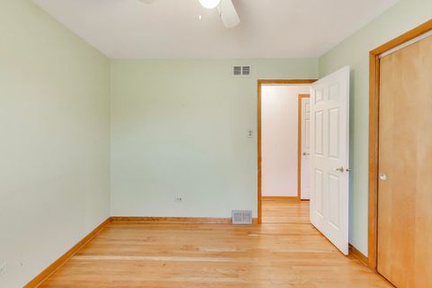 Tiny photo for Burbank, IL 60459 (MLS # 12516225)