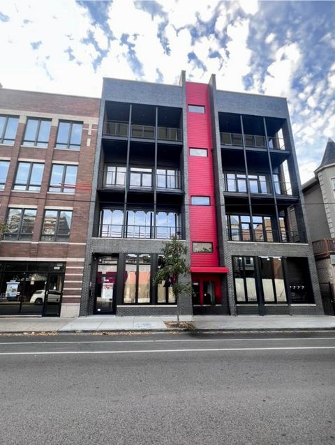 1039 W Belmont Avenue 4 Chicago IL 60657