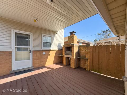 Tiny photo for 8912 Harms Road, Morton Grove, IL 60053 (MLS # 12591213)
