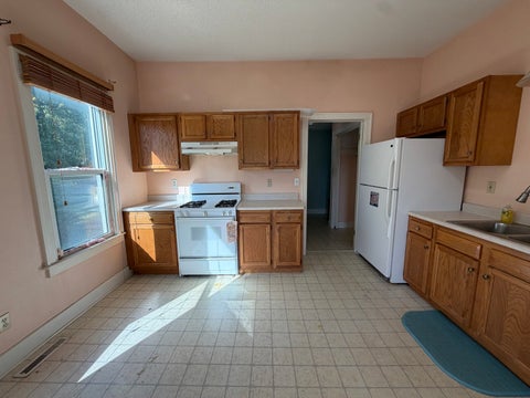 Tiny photo for 510 W 11th Street, Davenport, IA 52803 (MLS # 12790136)