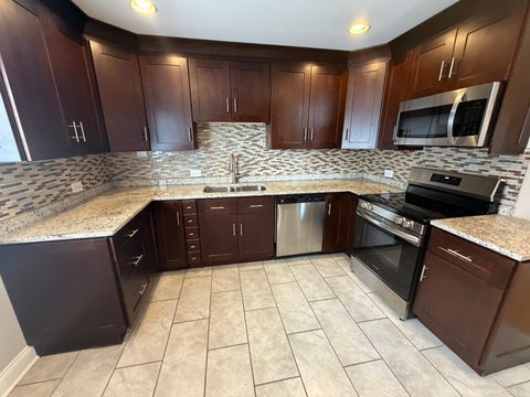 Tiny photo for 340 E Huntington Lane, Elmhurst, IL 60126 (MLS # 12611079)