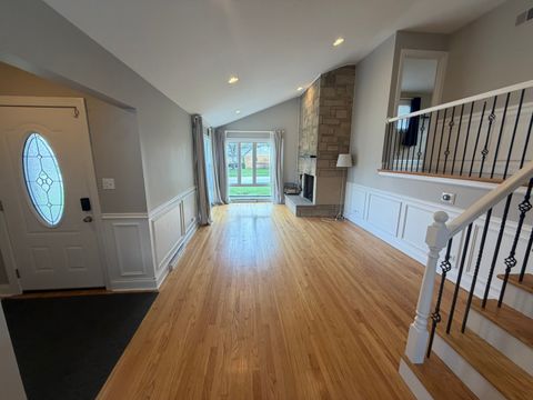 Tiny photo for 340 E Huntington Lane, Elmhurst, IL 60126 (MLS # 12611079)