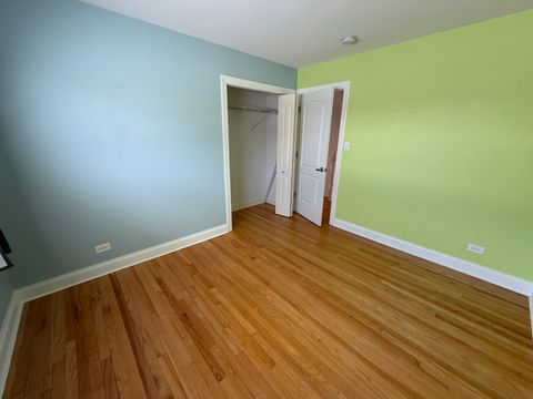Tiny photo for 340 E Huntington Lane, Elmhurst, IL 60126 (MLS # 12611079)