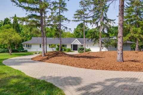 Photo of 18 Alexandra Drive, Mettawa, IL 60048 (MLS # 12758363)