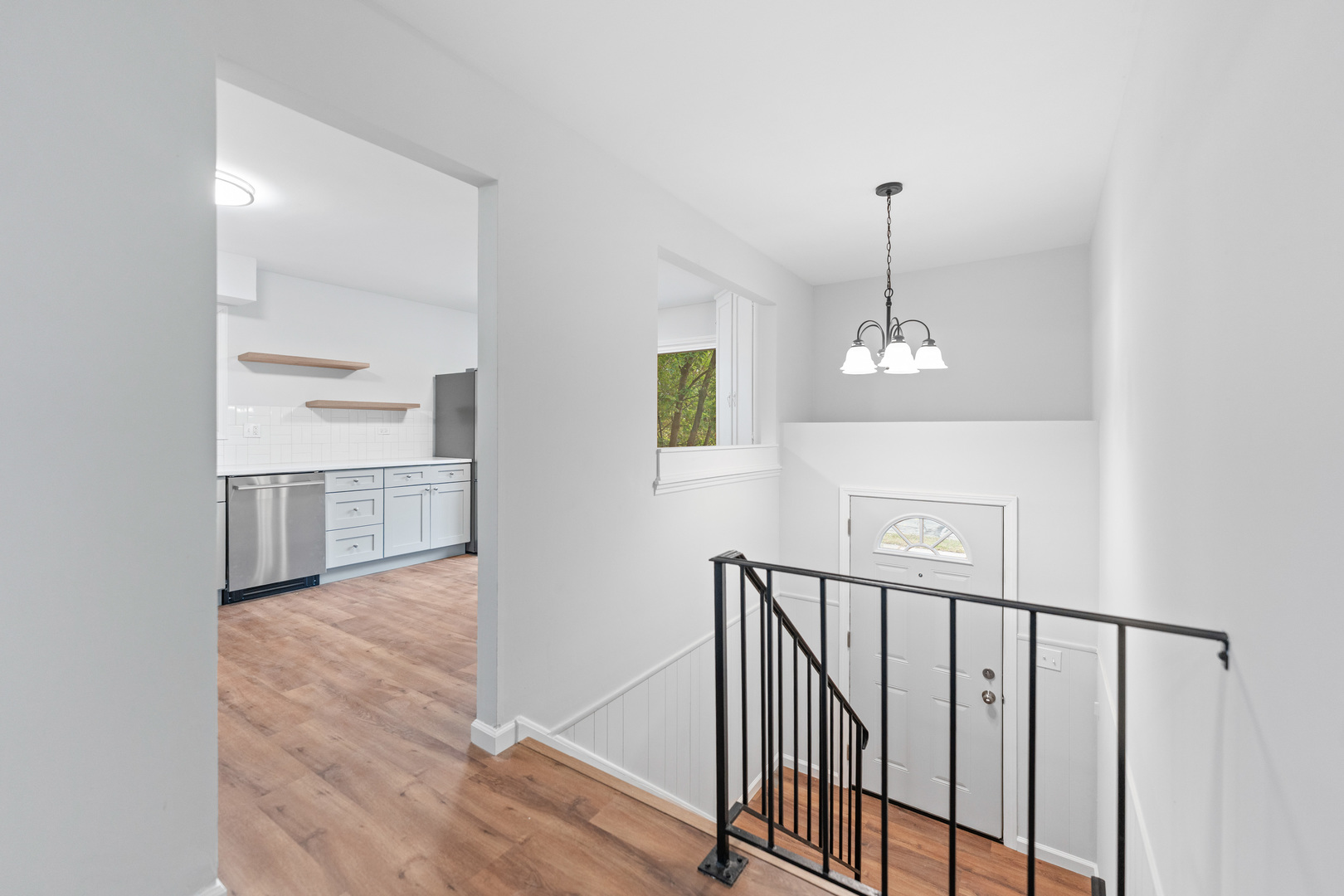 212 N Oakwood Avenue