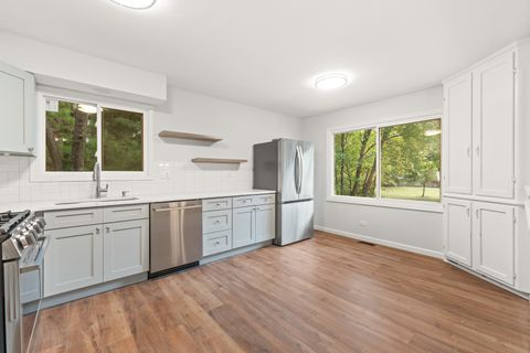 Tiny photo for 212 N Oakwood Avenue, West Chicago, IL 60185 (MLS # 12483094)