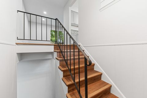 Tiny photo for 212 N Oakwood Avenue, West Chicago, IL 60185 (MLS # 12483094)