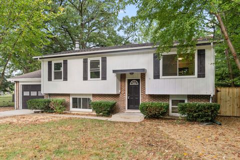 Tiny photo for 212 N Oakwood Avenue, West Chicago, IL 60185 (MLS # 12483094)