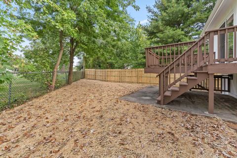 Tiny photo for 212 N Oakwood Avenue, West Chicago, IL 60185 (MLS # 12483094)