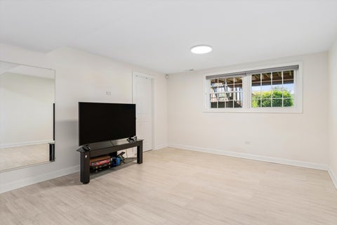 Tiny photo for 1476 Aberdeen Court, Naperville, IL 60564 (MLS # 12720386)