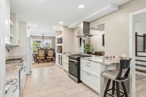 Tiny photo for 1476 Aberdeen Court, Naperville, IL 60564 (MLS # 12720386)