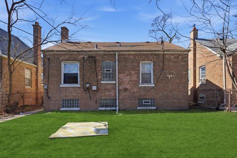 Tiny photo for 9553 S Greenwood Avenue, Chicago, IL 60628 (MLS # 12604540)