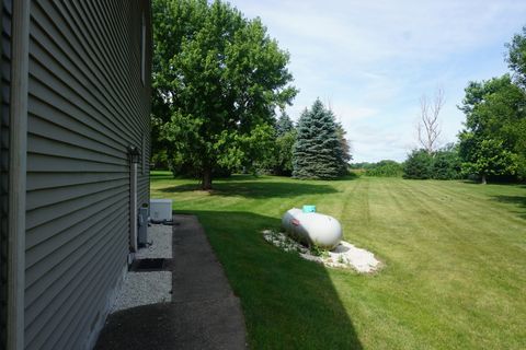 Tiny photo for 4914 W State Route 113, Kankakee, IL 60901 (MLS # 12403412)