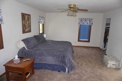 Tiny photo for 4914 W State Route 113, Kankakee, IL 60901 (MLS # 12403412)