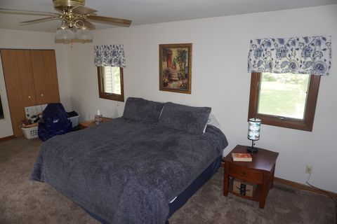 Tiny photo for 4914 W State Route 113, Kankakee, IL 60901 (MLS # 12403412)