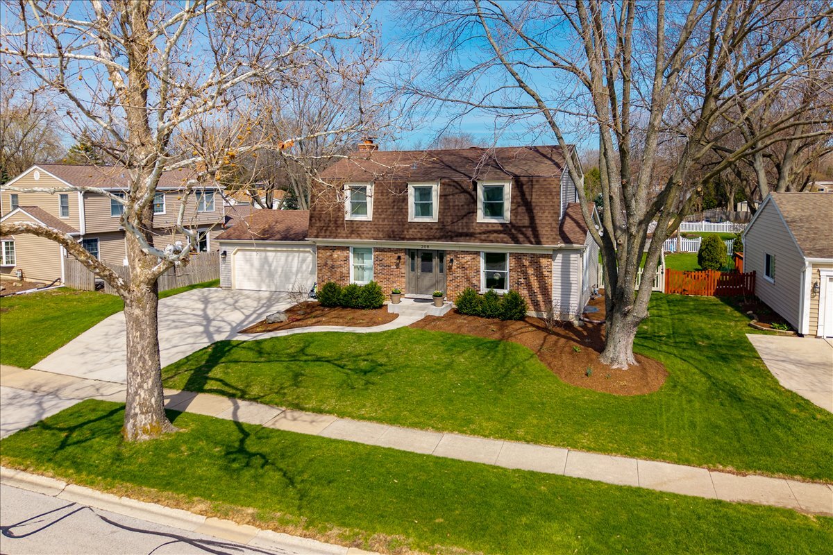 208 S Birchwood Drive