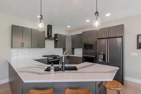 Tiny photo for 338 Shaggybark Trail, Morton, IL 61550 (MLS # 12611561)