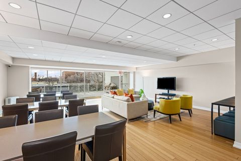 Tiny photo for 1570 Elmwood Avenue #1111, Evanston, IL 60201 (MLS # 12567341)