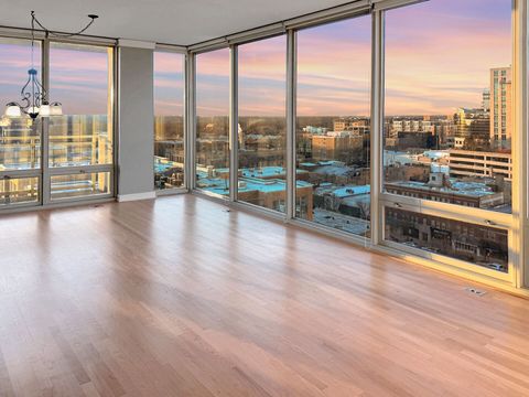 Tiny photo for 1570 Elmwood Avenue #1111, Evanston, IL 60201 (MLS # 12567341)