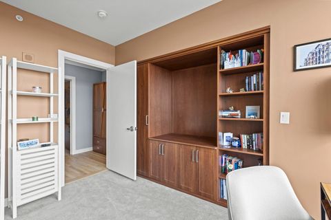 Tiny photo for 1570 Elmwood Avenue #1111, Evanston, IL 60201 (MLS # 12567341)