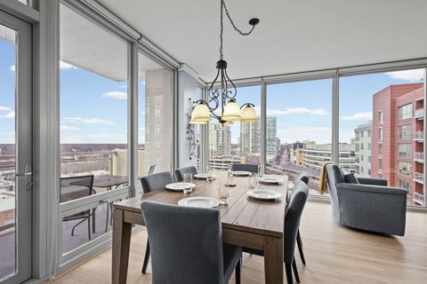 Tiny photo for 1570 Elmwood Avenue #1111, Evanston, IL 60201 (MLS # 12567341)