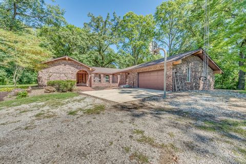 Photo of 20684 W State Route 102, Wilmington, IL 60481 (MLS # 12457043)