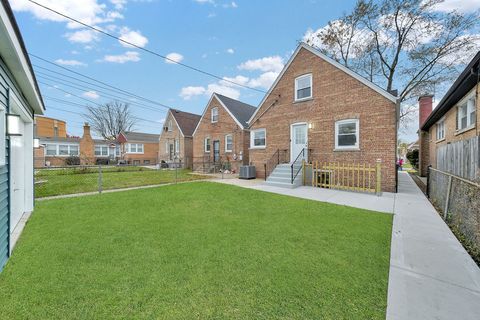 Tiny photo for 8047 S Mozart Street, Chicago, IL 60652 (MLS # 12518240)