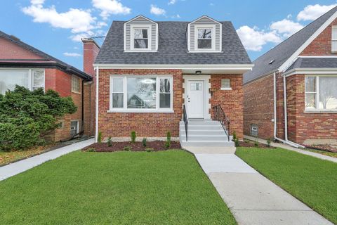 Photo of 8047 S Mozart Street, Chicago, IL 60652 (MLS # 12518240)