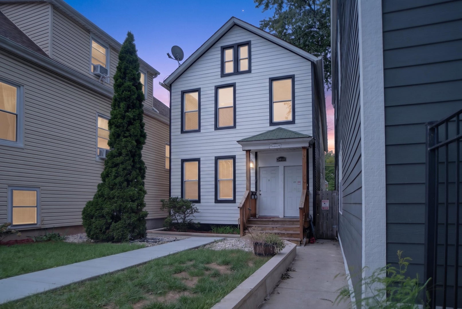 2818 N Drake Avenue