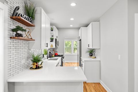 Tiny photo for 21 E 140th Court, Riverdale, IL 60827 (MLS # 12481641)