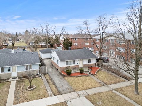 Tiny photo for 7911 45th Street, Lyons, IL 60534 (MLS # 12568271)