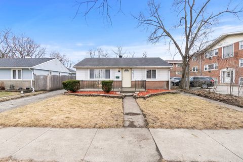 7911 45th Street Lyons IL 60534