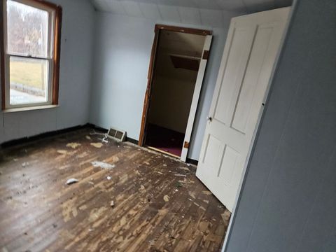 Tiny photo for 727 W 11th Street, Davenport, IA 52804 (MLS # 12593562)