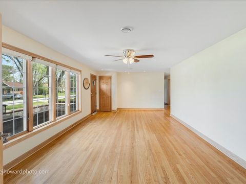 Tiny photo for 12524 S 71st Court, Palos Heights, IL 60463 (MLS # 12619621)