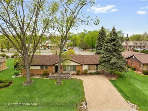 Tiny photo for 12524 S 71st Court, Palos Heights, IL 60463 (MLS # 12619621)