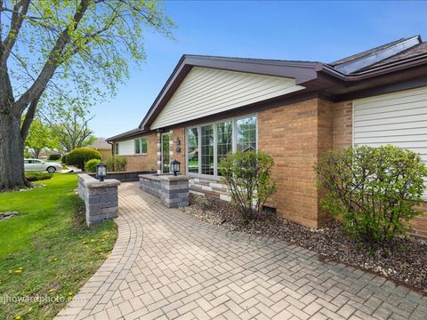 Tiny photo for 12524 S 71st Court, Palos Heights, IL 60463 (MLS # 12619621)