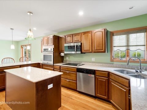 Tiny photo for 12524 S 71st Court, Palos Heights, IL 60463 (MLS # 12619621)