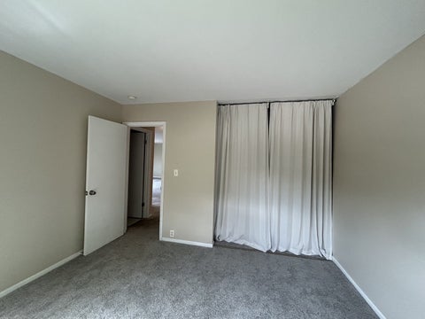 Tiny photo for 925 SPRINGHILL Drive #202, Northbrook, IL 60062 (MLS # 12768144)