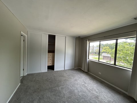 Tiny photo for 925 SPRINGHILL Drive #202, Northbrook, IL 60062 (MLS # 12768144)