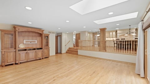 Tiny photo for 7810 Regency Grove Drive, Darien, IL 60561 (MLS # 12789299)