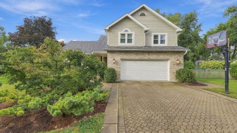 Photo of 7810 Regency Grove Drive, Darien, IL 60561 (MLS # 12789299)