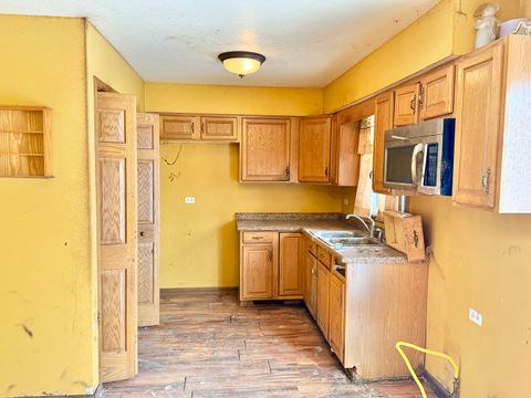 Tiny photo for 947 Maple Lane, Bartlett, IL 60103 (MLS # 12556602)