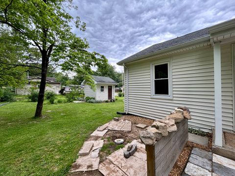 Tiny photo for 1112 W Short Drive W, Carbondale, IL 62901 (MLS # 12638730)